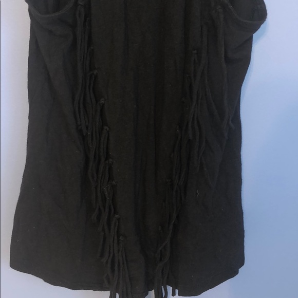 Kendall & Kylie Pacsun Black fringe tank top - Picture 4 of 4